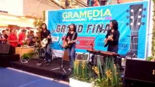 Video thumbnail of "T-Koes band - Bis Sekolah (Koes Plus)"