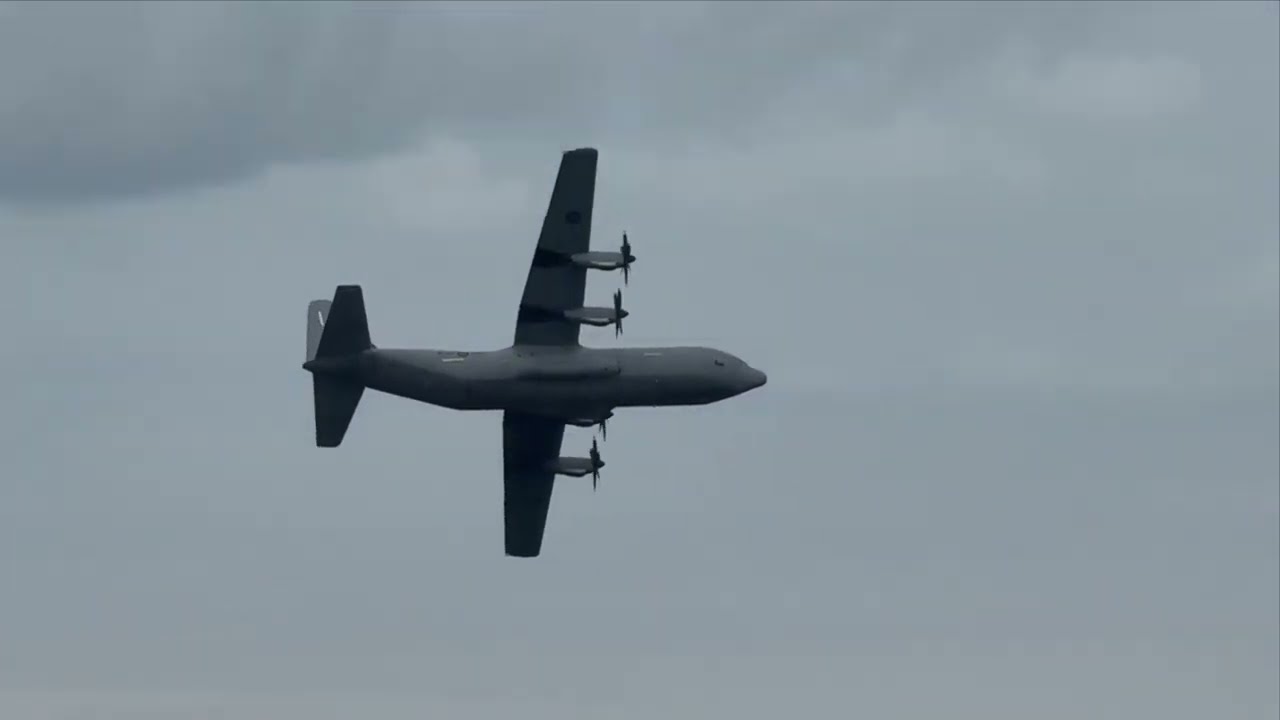 LOCKHEED CC130J HERCULES 130611 Of the Royal Canadian Air Force putting on a show! 