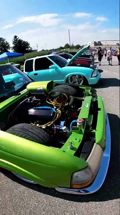 BODYDROPPED 1998 FORD RANGER V8 CREATURES OF THE NIGHT VISUAL REALITY CLUB CAR #SHORTS #MINITRUCKIN