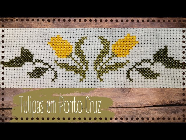 pano de prato xadrez azul flores, Tulipas em ponto cruz dup…