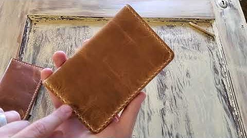 Field-Notes/Passport wallet in Horween pocket options