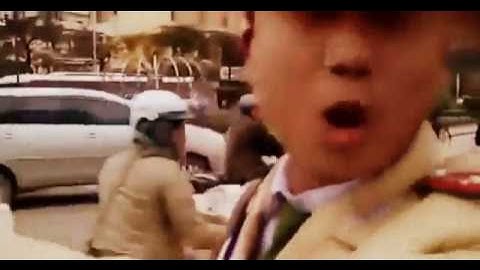 Cảnh sát giao thông thái độ vênh váo coi thường người dân