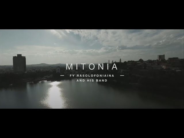 MITONIA - REKO (Official lyrics video) class=