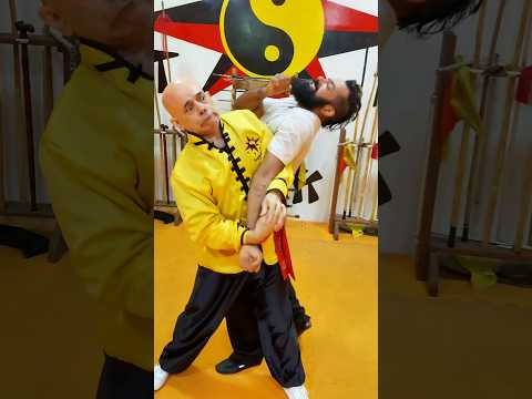 TSKF Kung Fu Equilíbrio em todos os sentidos, defesa contra Agarrão no colarinho