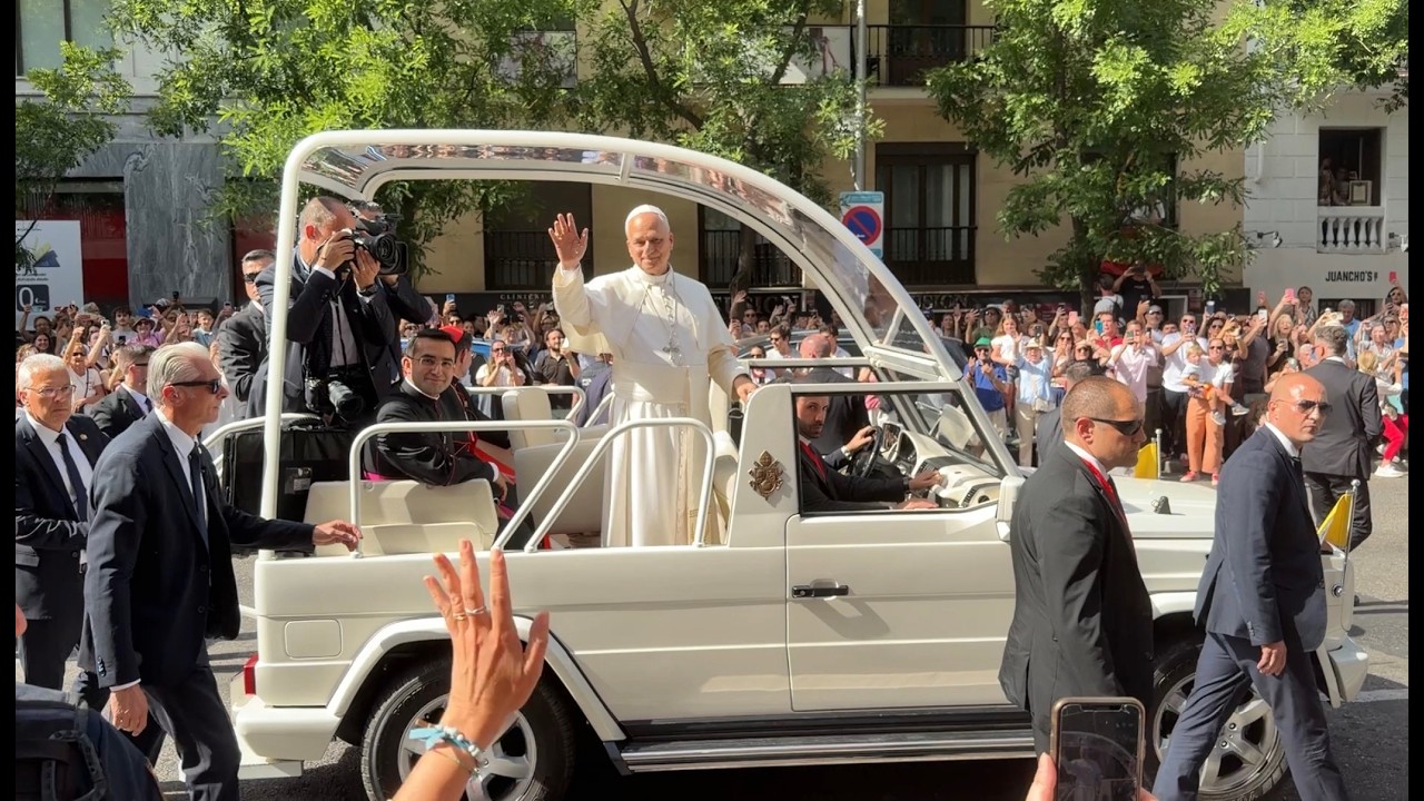 Llegada del Papa León XIV al Movistar Arena de Madrid