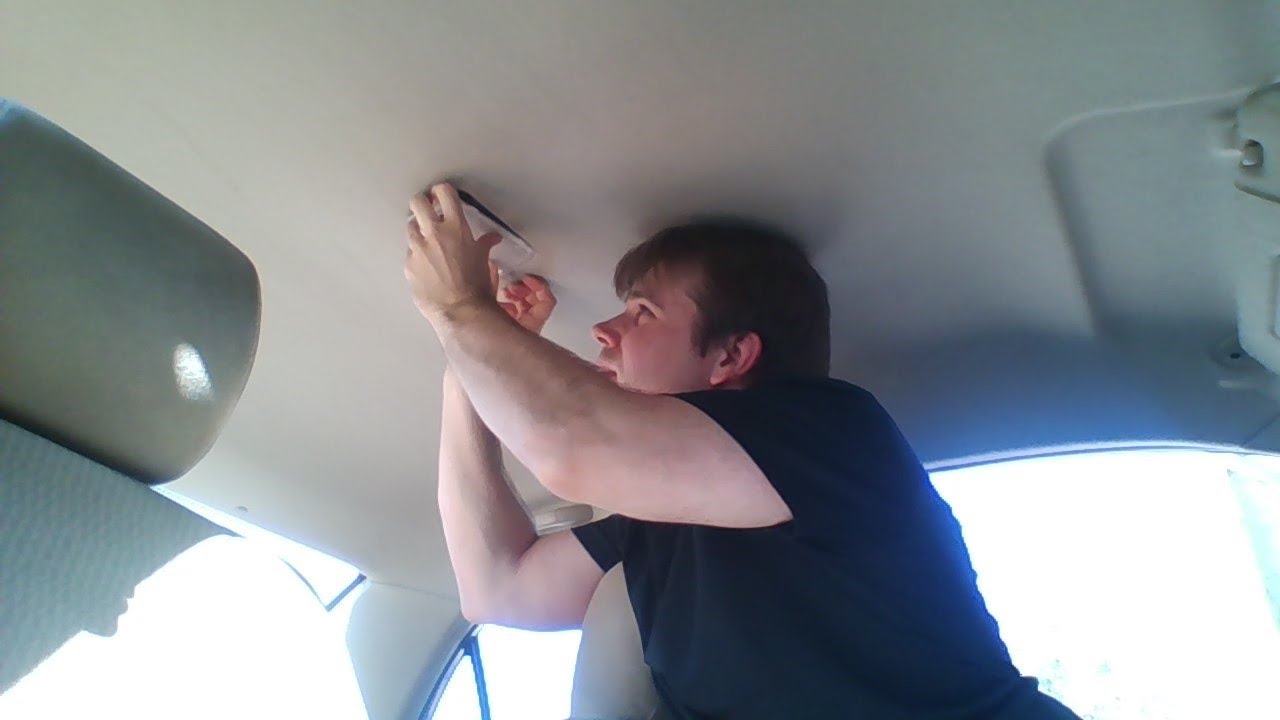 Installing Dome Light Assembly For 2006 Toyota Corolla Youtube