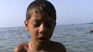 سورة التين مع الطفل أويس 6 سنوات  10-07-2012