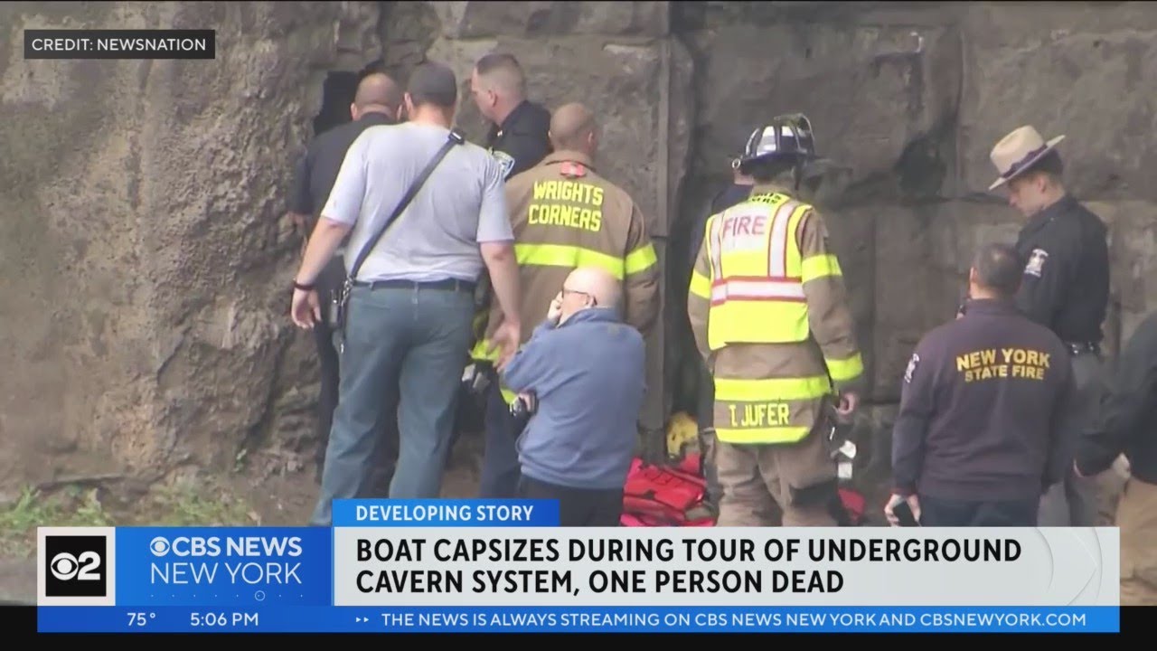 tour boat capsizes in cave