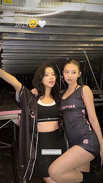 JJ4EVA💙 #jensoo #jensoomoments #jennie #jisoo #blackpink