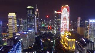 This is the heart of guangzhou, huacheng square. over past 2 decades,
guangzhou has been developing very rapidly and built beautiful cbd.