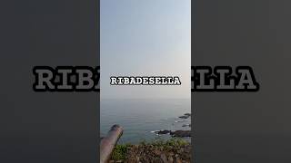 🌊 Ribadesella, donde el río Sella se funde con el mar Cantábrico #love #travel #viajar #asturias