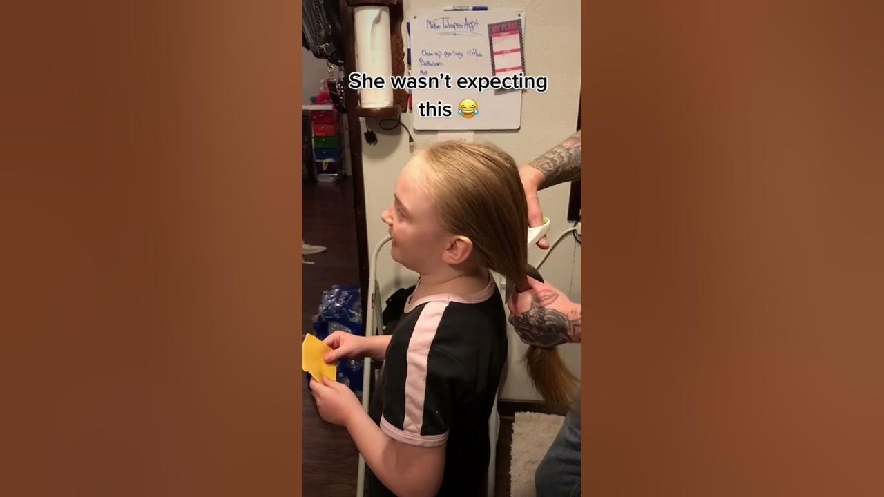 Shocked My Daughter Cutting her Hair😂
