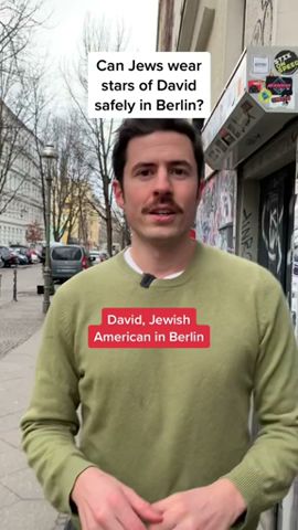 Can Jews wear a star of David safely in Berlin?