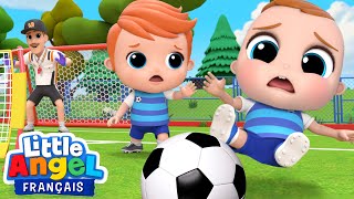 Ballons de Football sur le Terrain ⚽ Comptines pour bébé | Little Angel Français screenshot 3