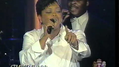 Kevin Davidson & The Voices singing Fight On @ TBN