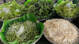 ก๋วยเตี๋ยวแชมป์บ้านหนองบัว #ก๋วยเตี๋ยว #ก๋วยเตี๋ยวเนื้อ #เกี๊ยว #ผักไทย #noodles #noodle #thaifood