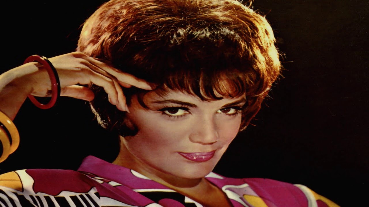 Connie Francis ~ I'll Close My Eyes (Stereo)