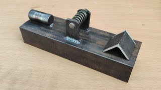 Very few people know how to make a simple metal plate iron bending tool