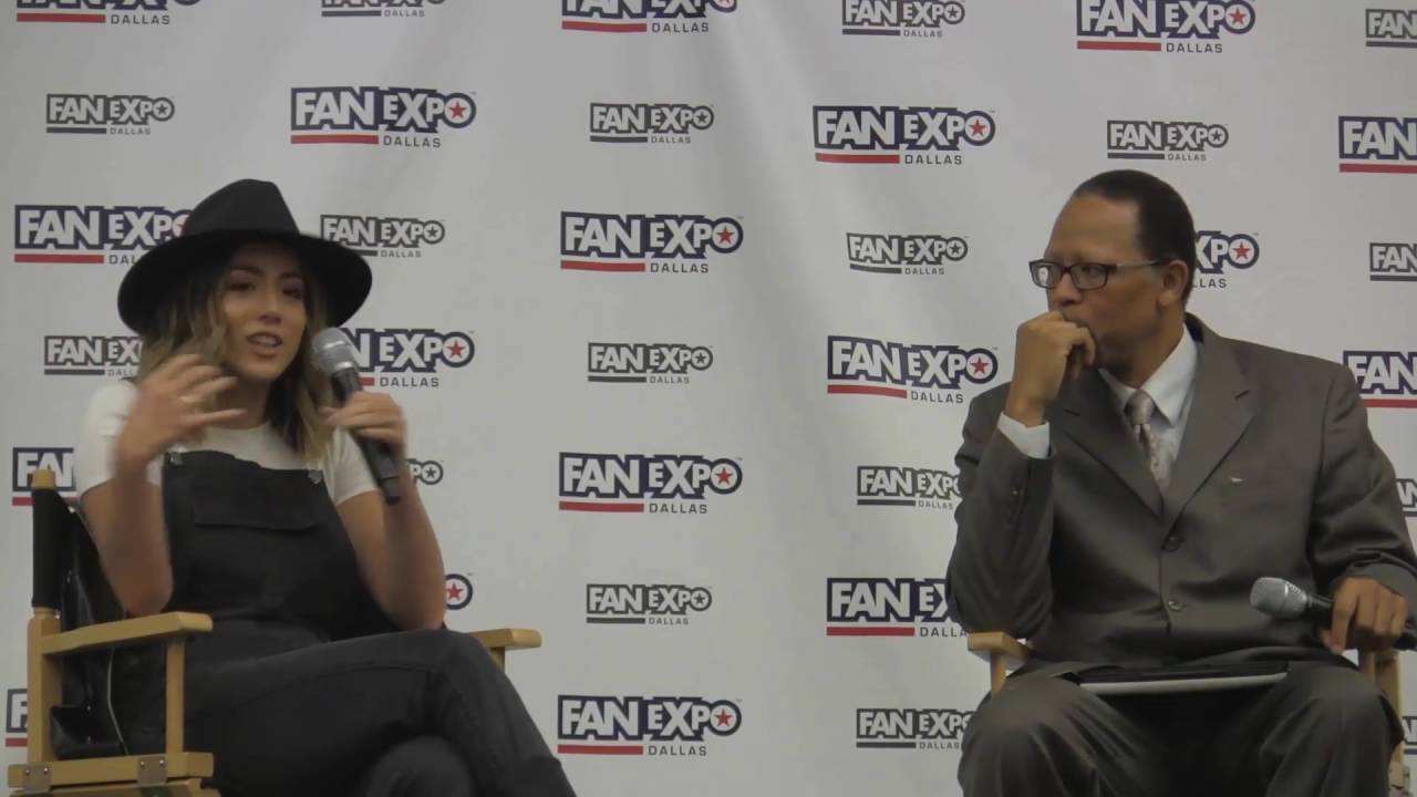 Chloe Bennet Fan Expo Dallas Comic Con Panel