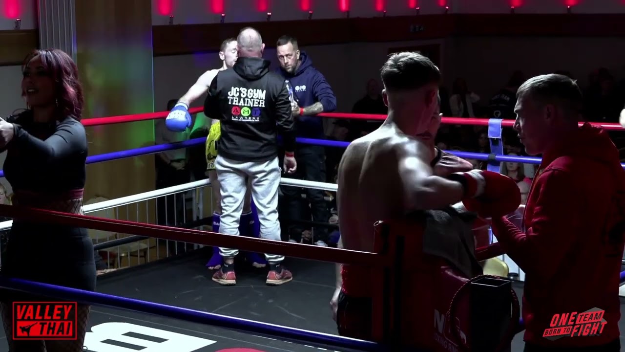 Isaac Franks vs Ollie Leah