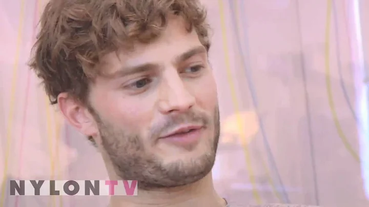 MODEL CITIZEN  JAMIE DORNAN