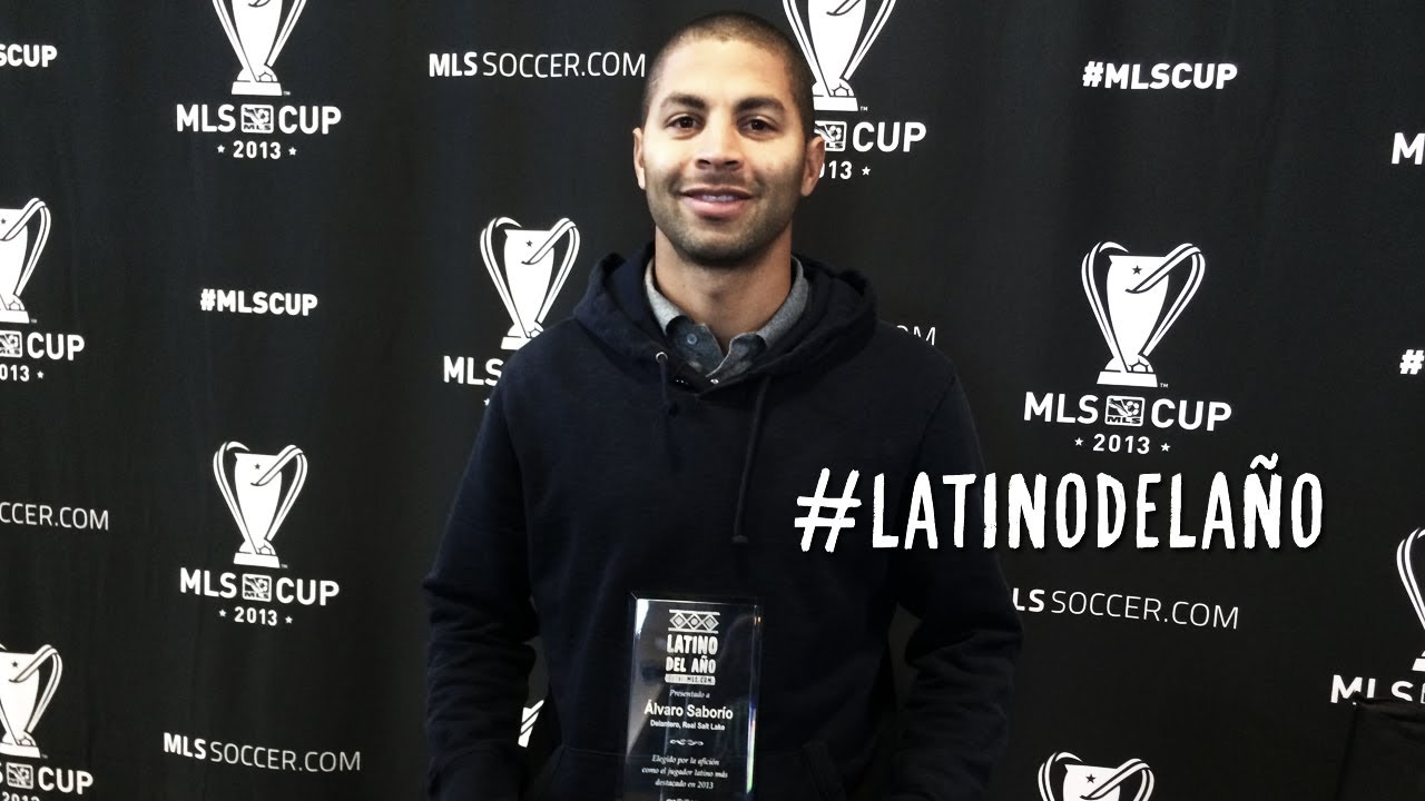 ESPAÑOL: Presentación de Álvaro Saborío Ganador de Latino Del Año 2013