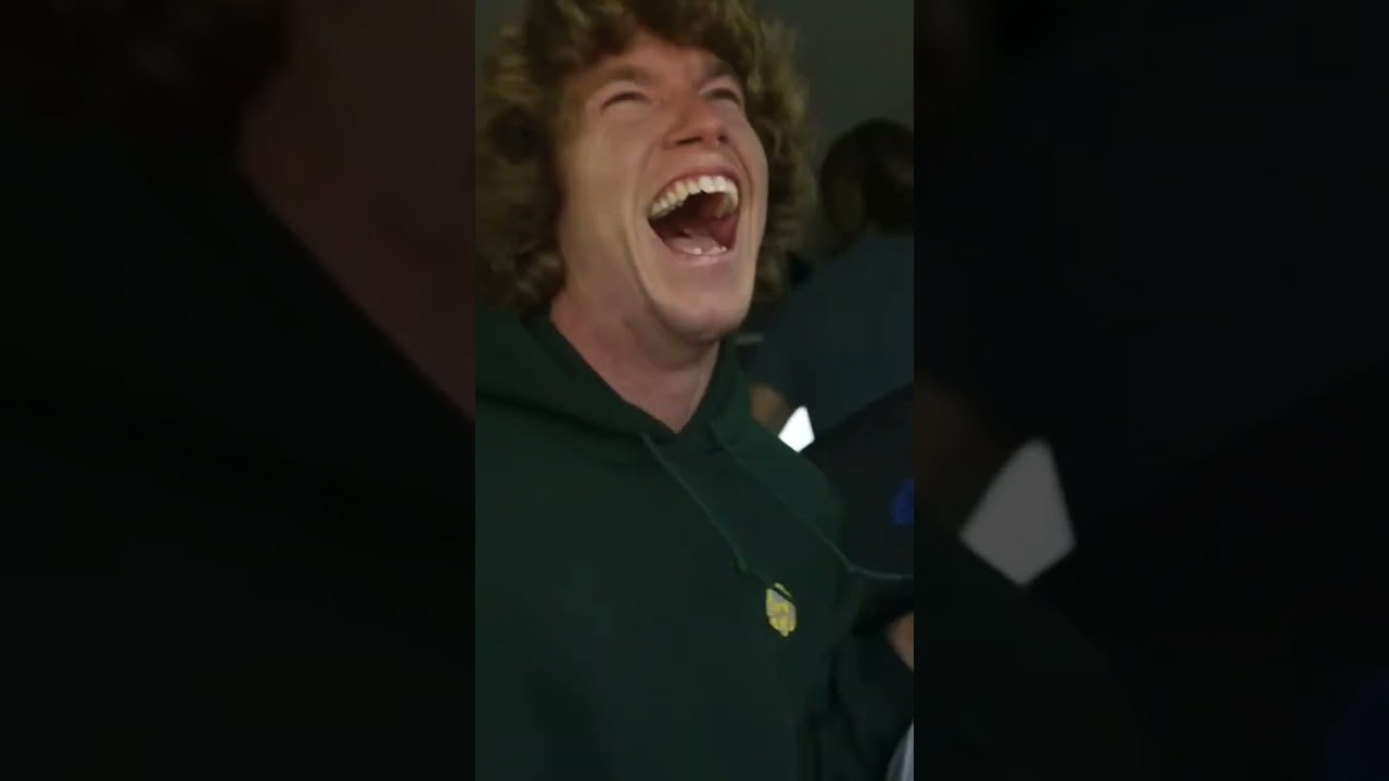 $1000 to jump fence in front border patrol 