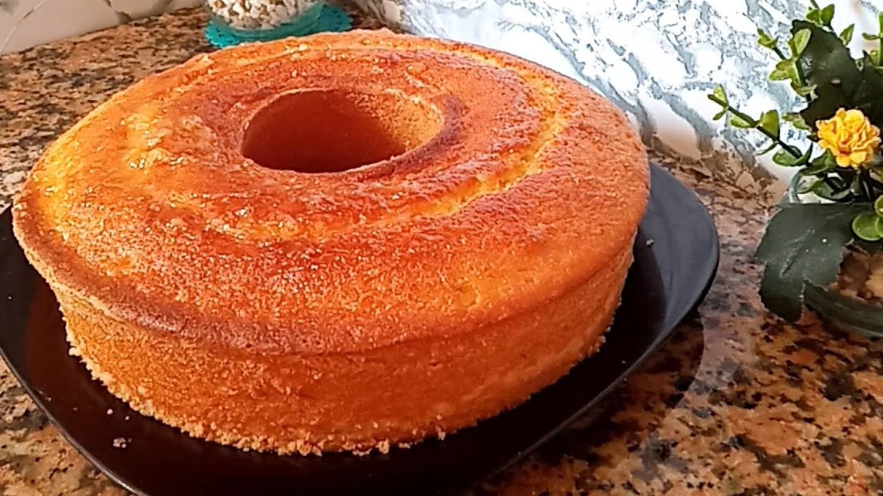 كيكة الماءالعملاقة😳ببيضتين فقط بدون نشا بدون حليب بدون ياغورت كتجي خفيفة وهشيشة بزاف إقتصاديةولذيذة😋