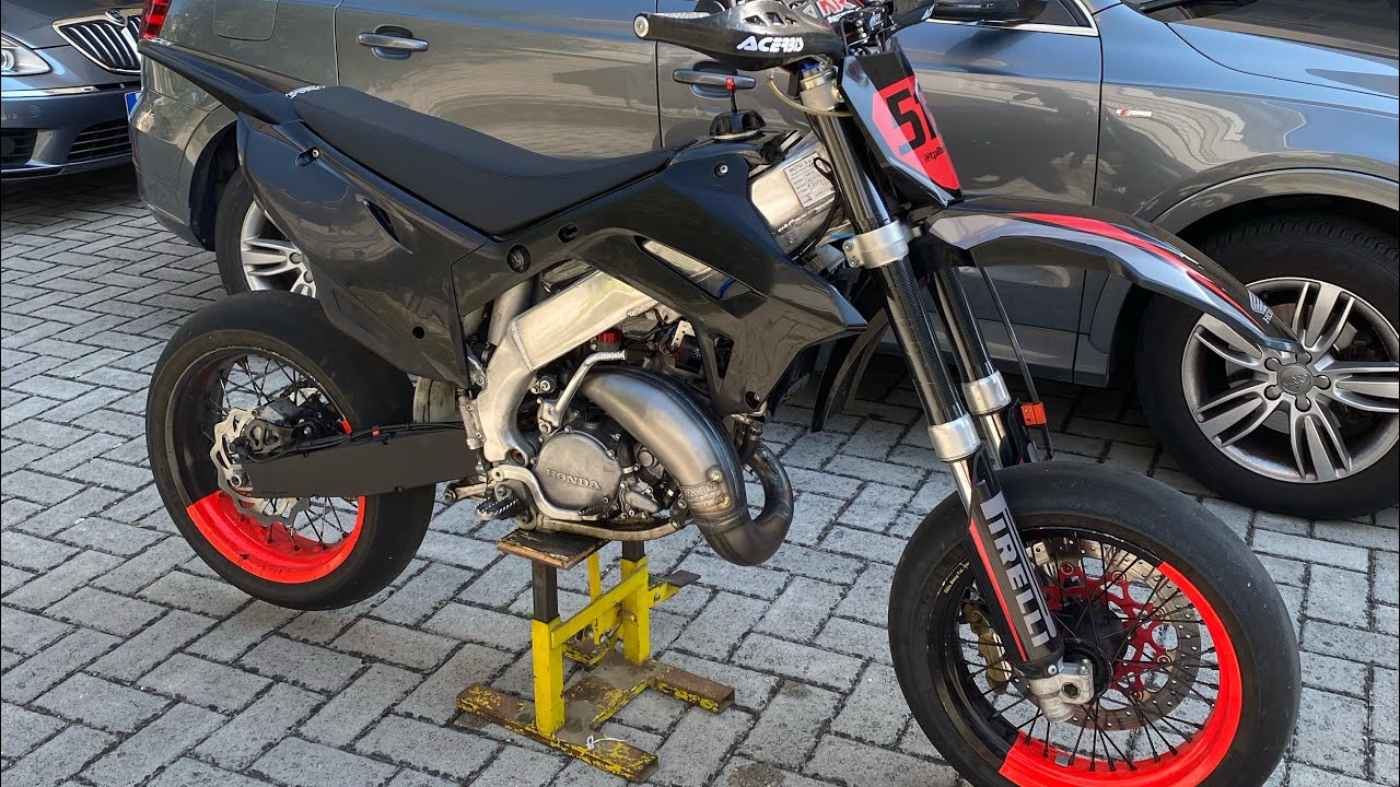 CR125 hpp motard test