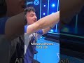 An exchange of kisses between G2 & Leviatan 😘