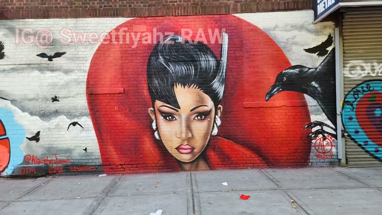 Let's take a look and see who's outside in Harlem NYC @  / Saturday October 4, 2025 