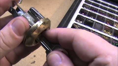 Locksmithing 101 - Lock Shimming