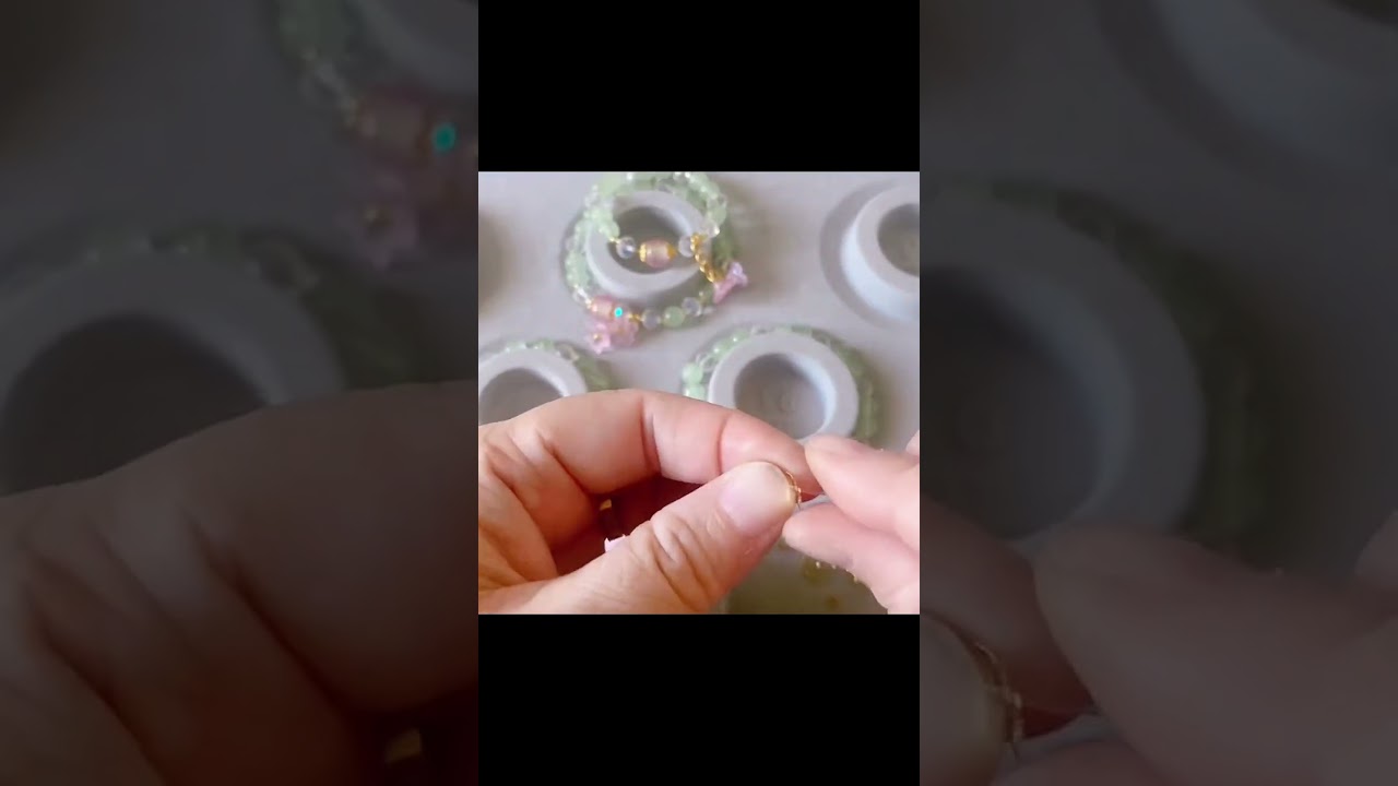 Chic parent-child bracelet design!