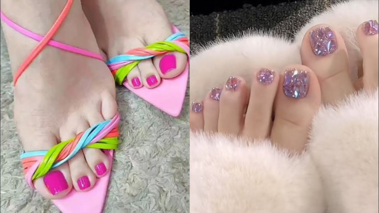 BEST DESIGNER IDEAS FOR WOMEN AND GIRLS OF TRENDY SUPER CLASSY FEET NAIL ART DESIGNS
