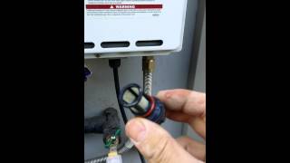 Instantaneous filter cleaning - YouTube