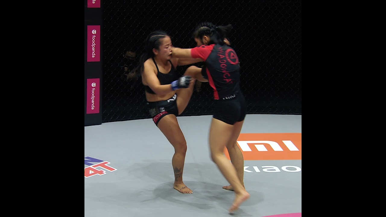 Precision at its finest 😌 Can Jihin Radzuan outclass Anastasia Nikolakakos at ONE Fight Night 45?