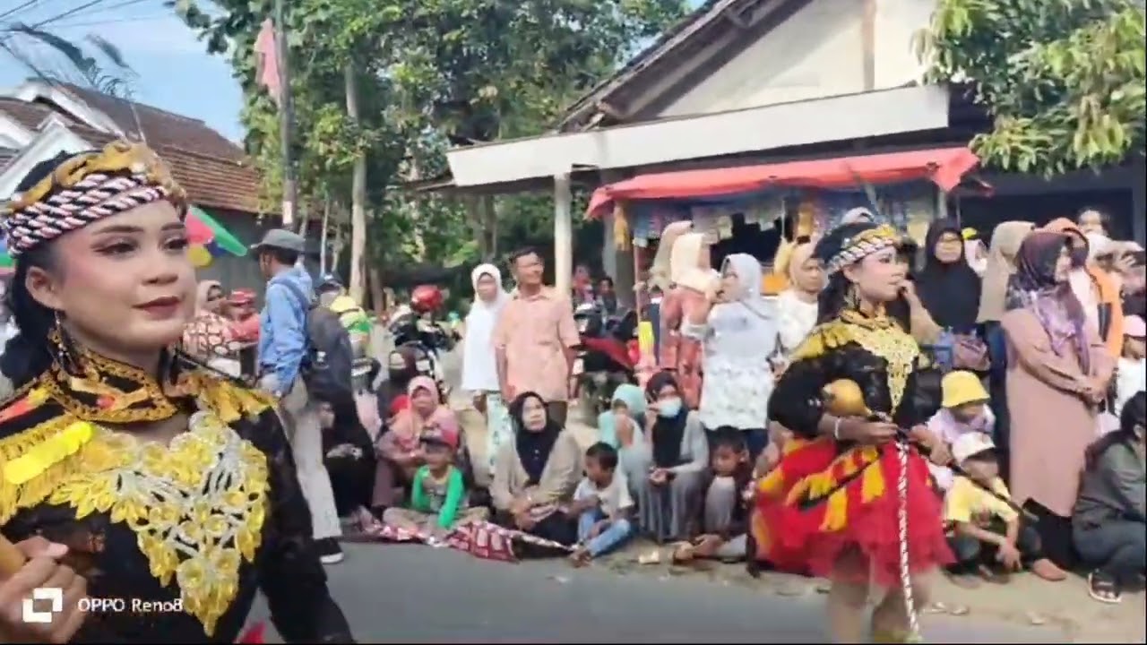 Drumband bernuansa Reog Ponorogo, unik dan kereeen