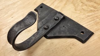 Forging a hook from scrap  Hook of the week 15