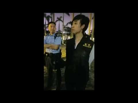 尖沙咀碼頭靜坐抗議　十藝術家遭二十警查身份證(part 2)
