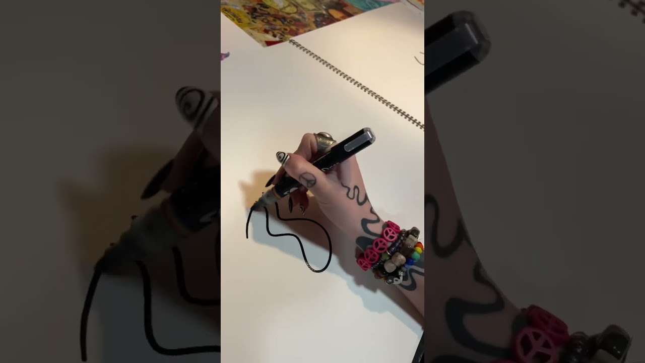 teaching @CarterKench  how to draw a mushroom!❤️😂🎨🍄