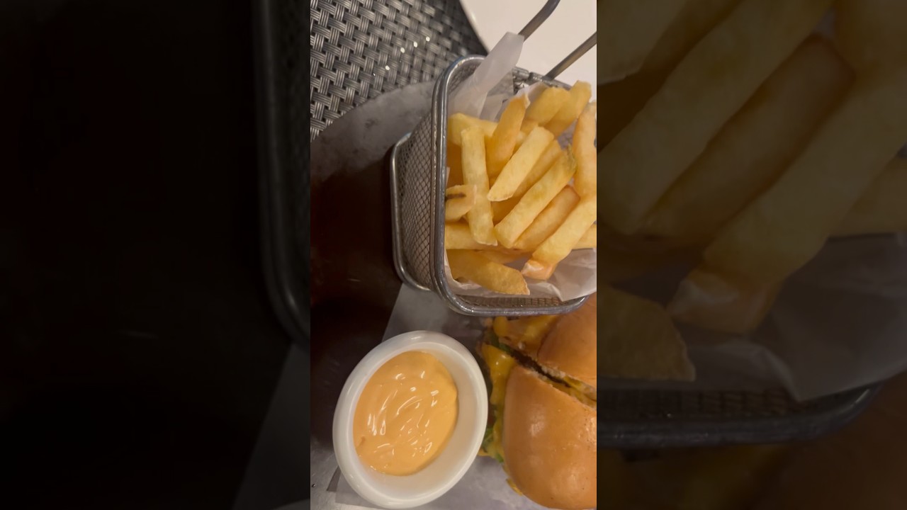 Burgers and fries 🍔 🍟 