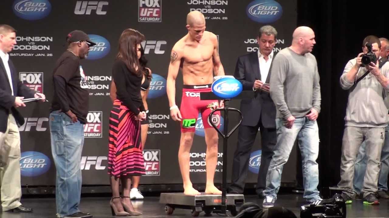 Erik Koch vs. Ricardo Lamas - Weigh-Ins - UFC on FOX 6 - Chicago, Illinois