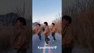 KpopWorld🌍 #kpop #straykids #bts #treasure #suga #btsarmy #army #jimin #txt #zerobaseone #kpopnews