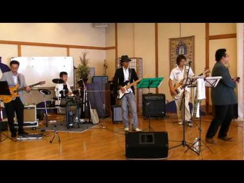 ボトル2本とチョコレート(2011,10,2 HARAHARABAND & FRIENDS)