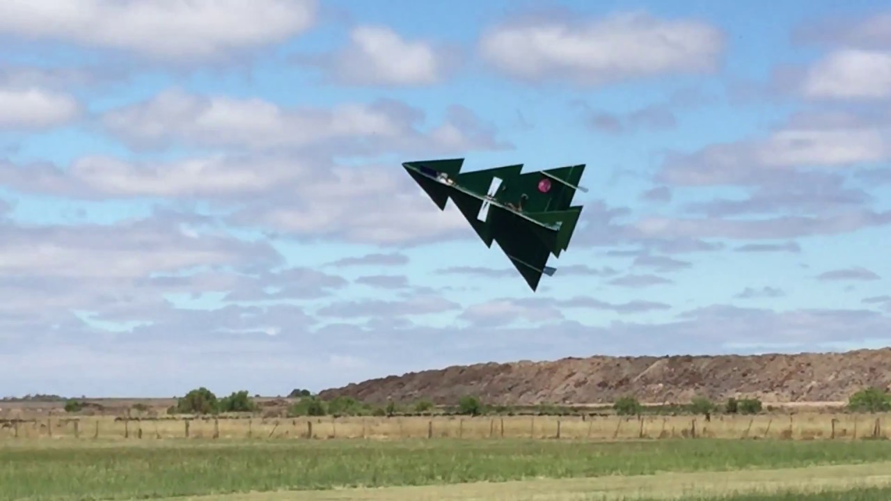 Flying Christmas Tree 2017 YouTube