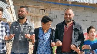 Karatas muzık koyde murat soyuluyor cumali oynuyor