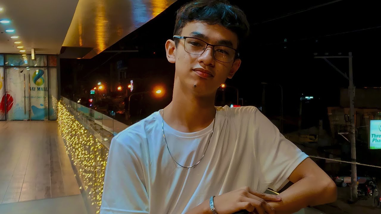 DISCUSSION OF IDENTITY THEFT AND HACKING.