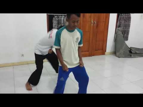 Latihan awal bagi pemula yang menguatkan tangan kaki dan  