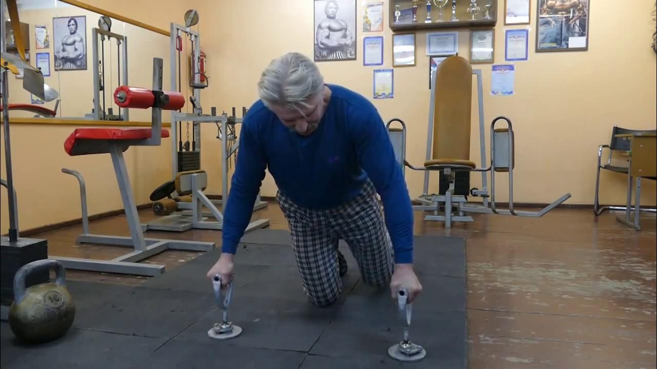 Упражнение с гирей насосик