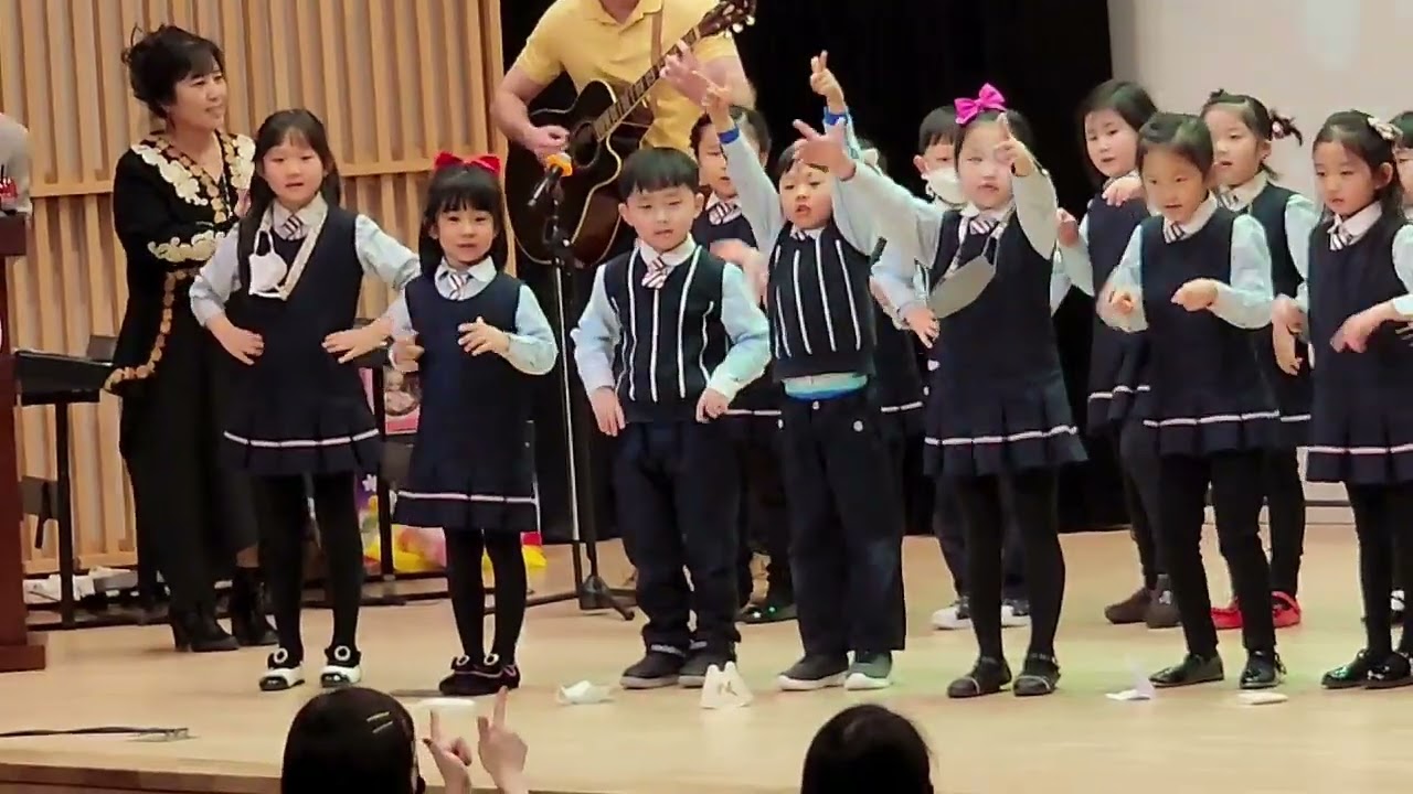 성희유치원 뮤직콘서트 영어합창^^